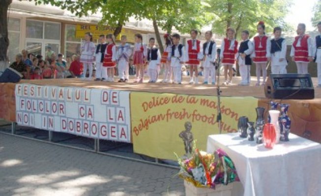 Trofeul Festivalului de Folclor din Medgidia a ajuns la Tortoman